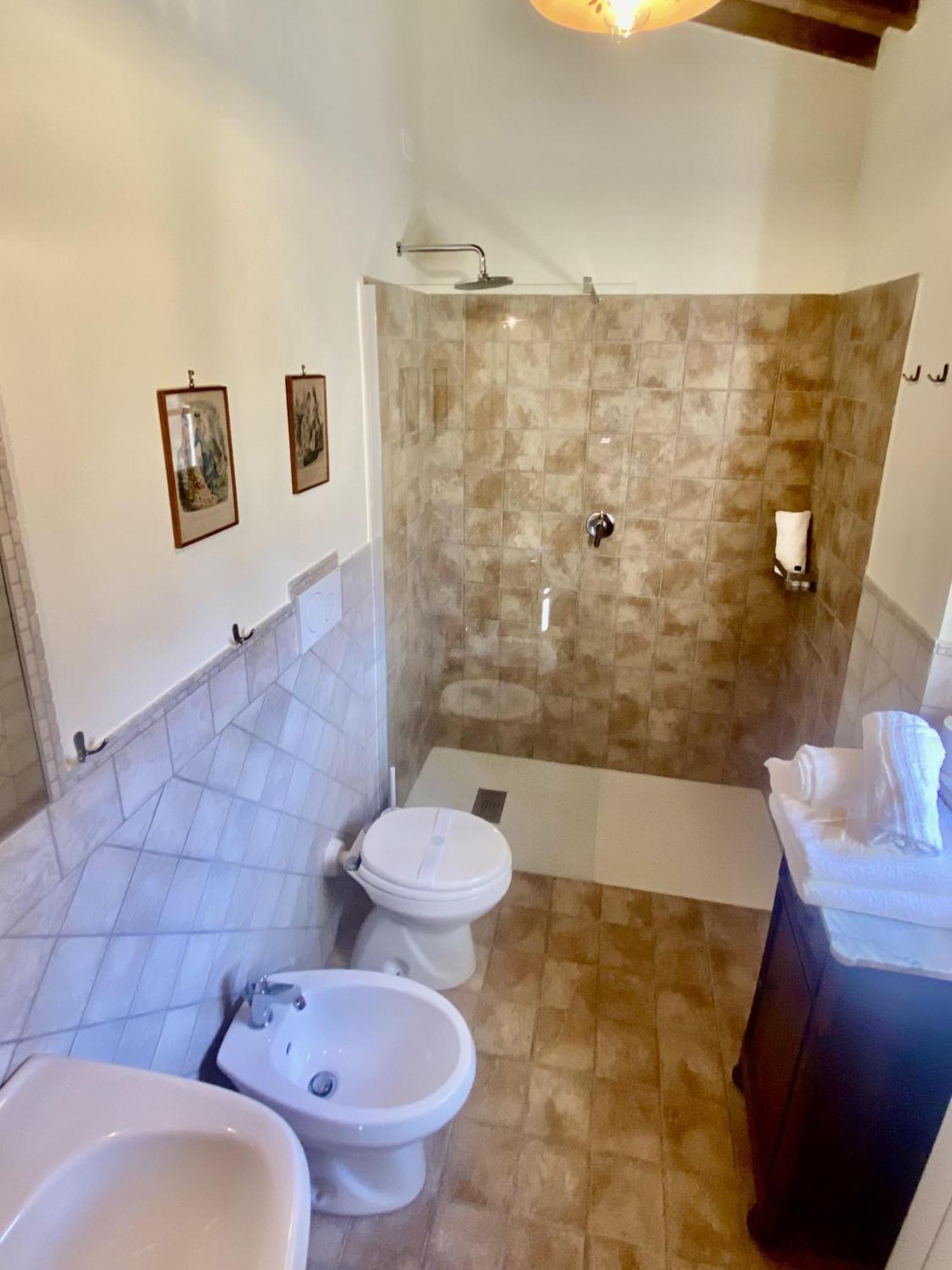 Podere La Fonte Vernaccia & Zafferano Кастель-Сан- Джиминьяно Экстерьер фото